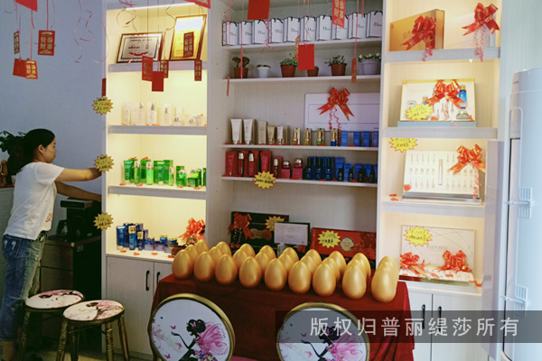 嘿嘿连载黄色柜