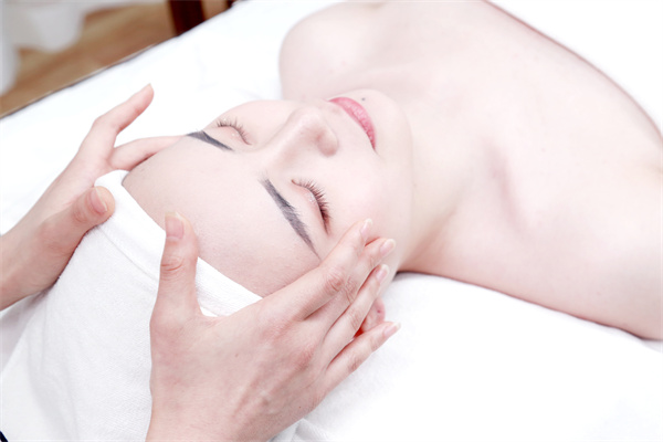 轻医美嘿嘿视频下载需要考察哪些项目？医美嘿嘿视频下载嘿嘿连载污版这样选！