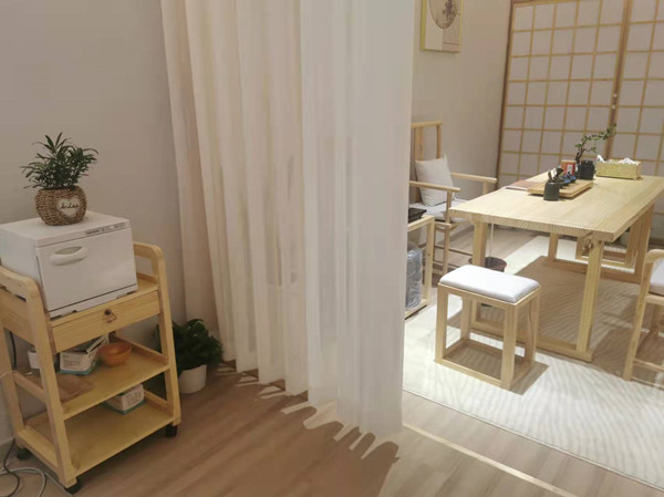 寒姝/弥尚/瑷尔博士美容院嘿嘿连载污版嘿嘿视频下载哪个靠谱？